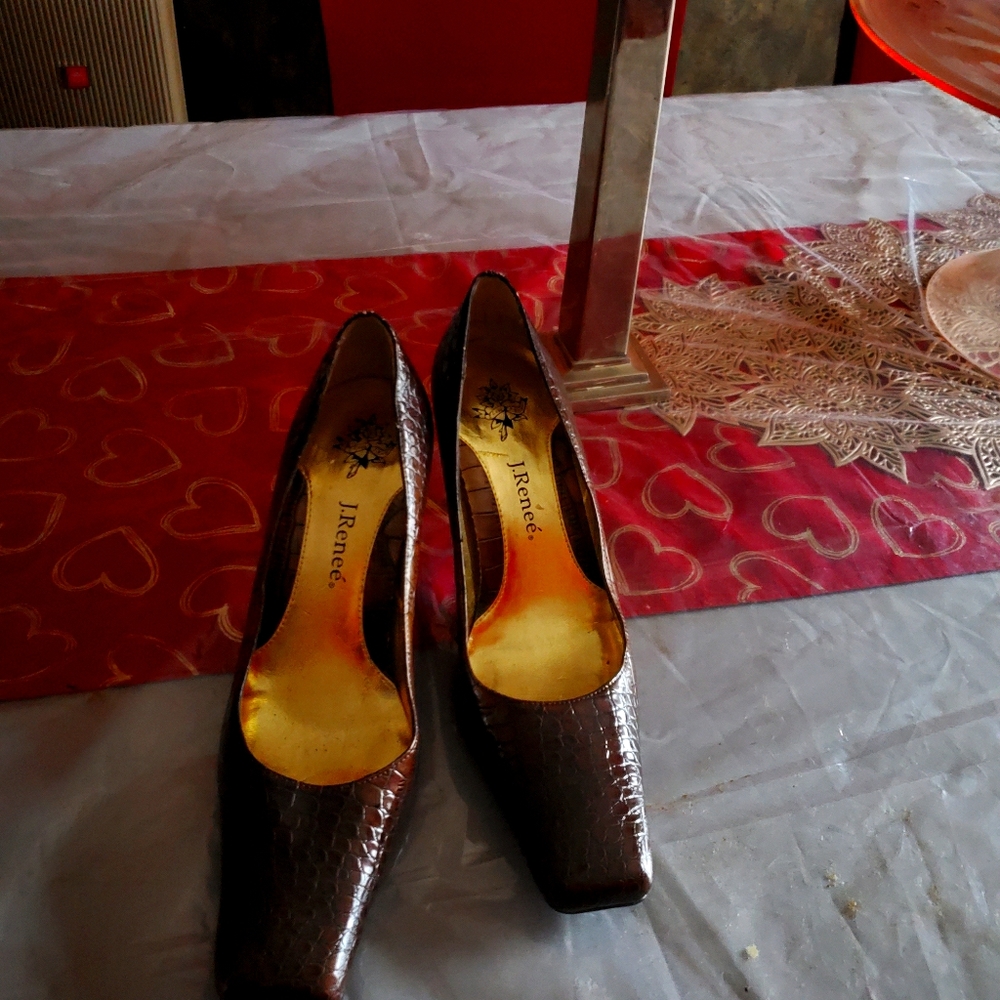 J Renee brown alligator pumps